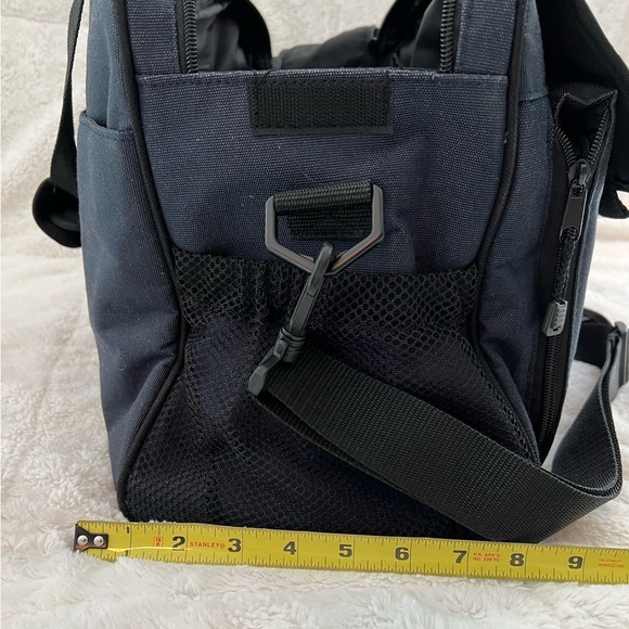 Eddie Bauer Diaper Bag Duffle - Picture 15 of 15